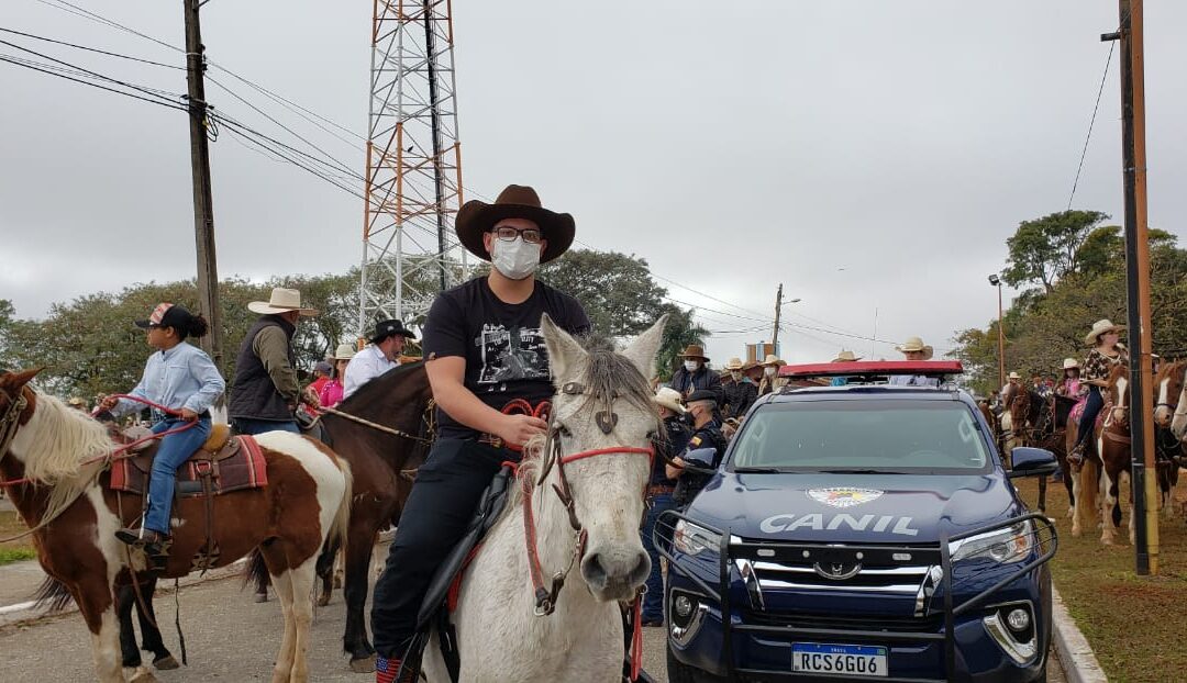 Vinícius Aith participa de Cavalgada Solidária