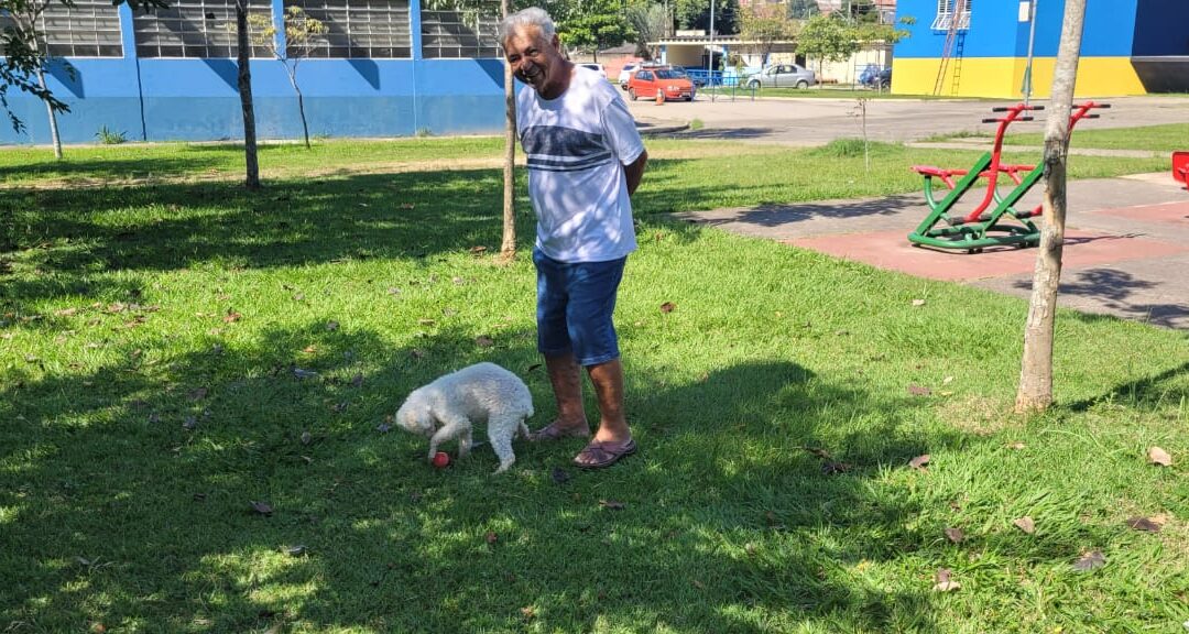 PARQUE DOS ESPANHÓIS: Vereador Aith visita espaço onde será construído um Cachorródromo